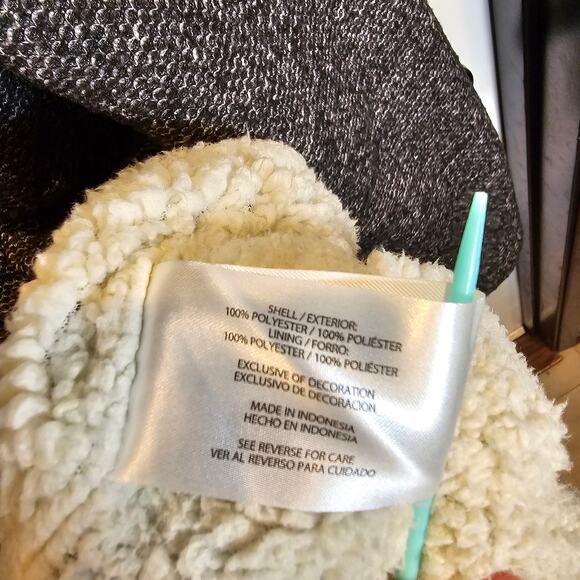 Orvis Sherpa Lined Thick Quarter Zip Mens Sweater Sweatshirt EUC Size Medium - Picture 4 of 5